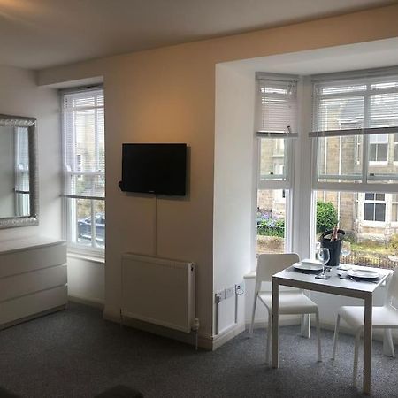 Newly Renovated Modern Studio Apartment Penzance Exterior foto
